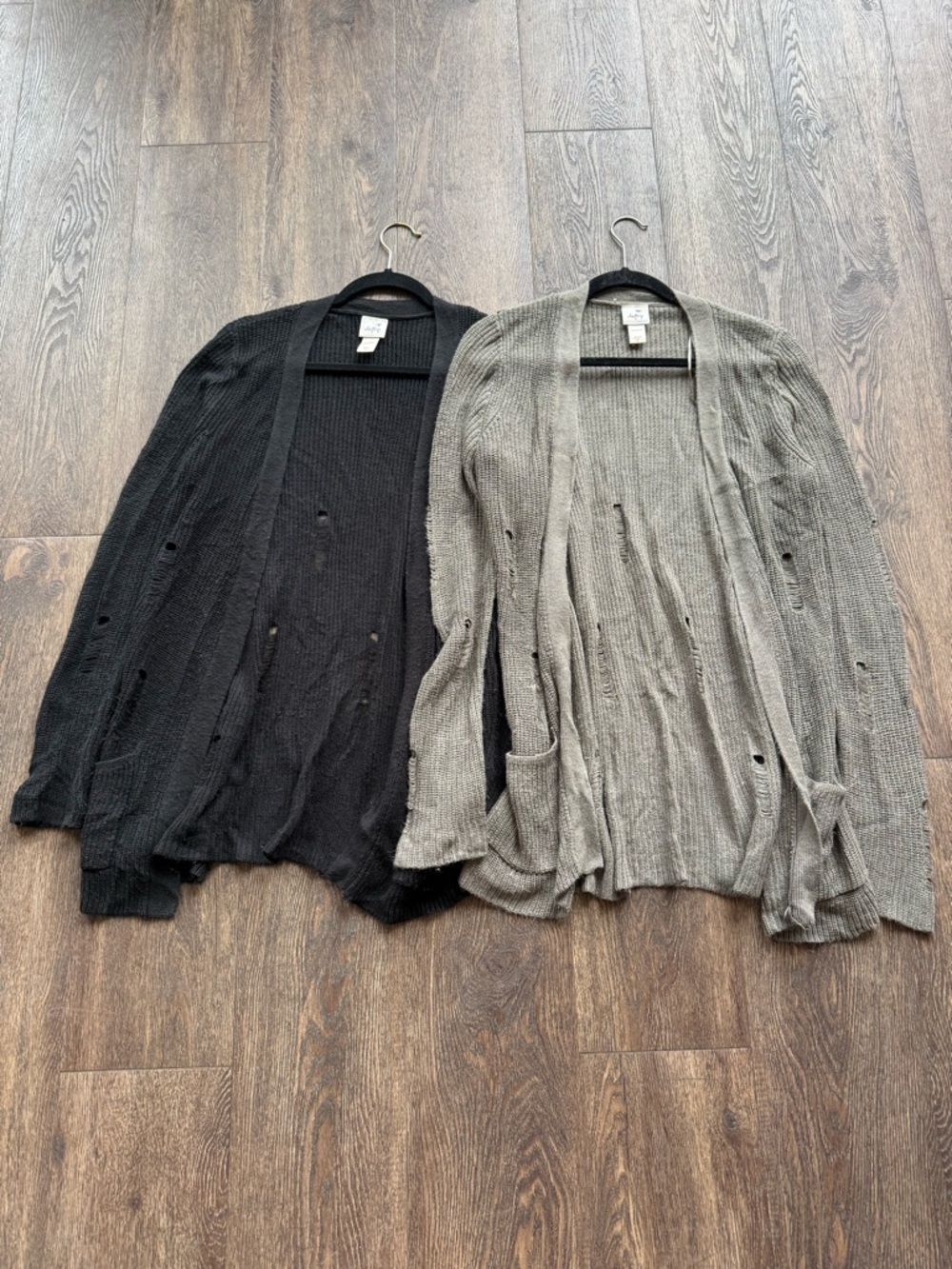 Daytrip Distressed Open-Front Cardigans in Black and Olive Q6